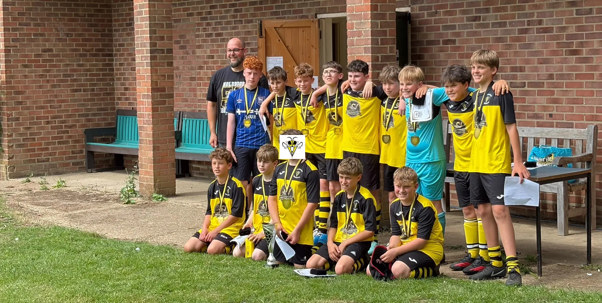Holbrook Hornets FC